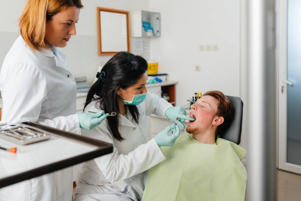 Best Weekend Emergency Dentist in Belington, WV